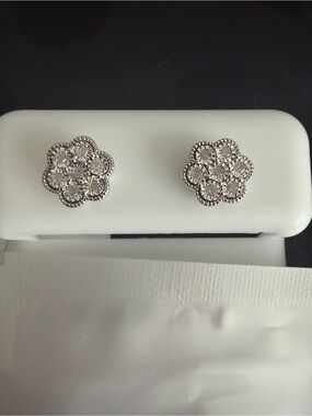 Diamond Flower Stud Earrings, Sterling Silver - .1 CT
